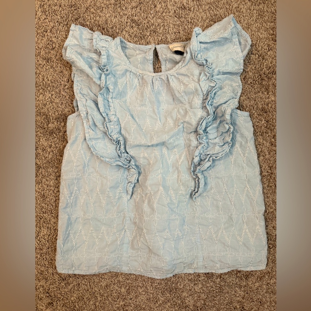 Universal Thread Woman’s Sleeveless Embroidered Ruffle Blouse